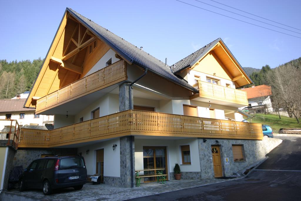 Apartments Karmen Rateče Екстериор снимка